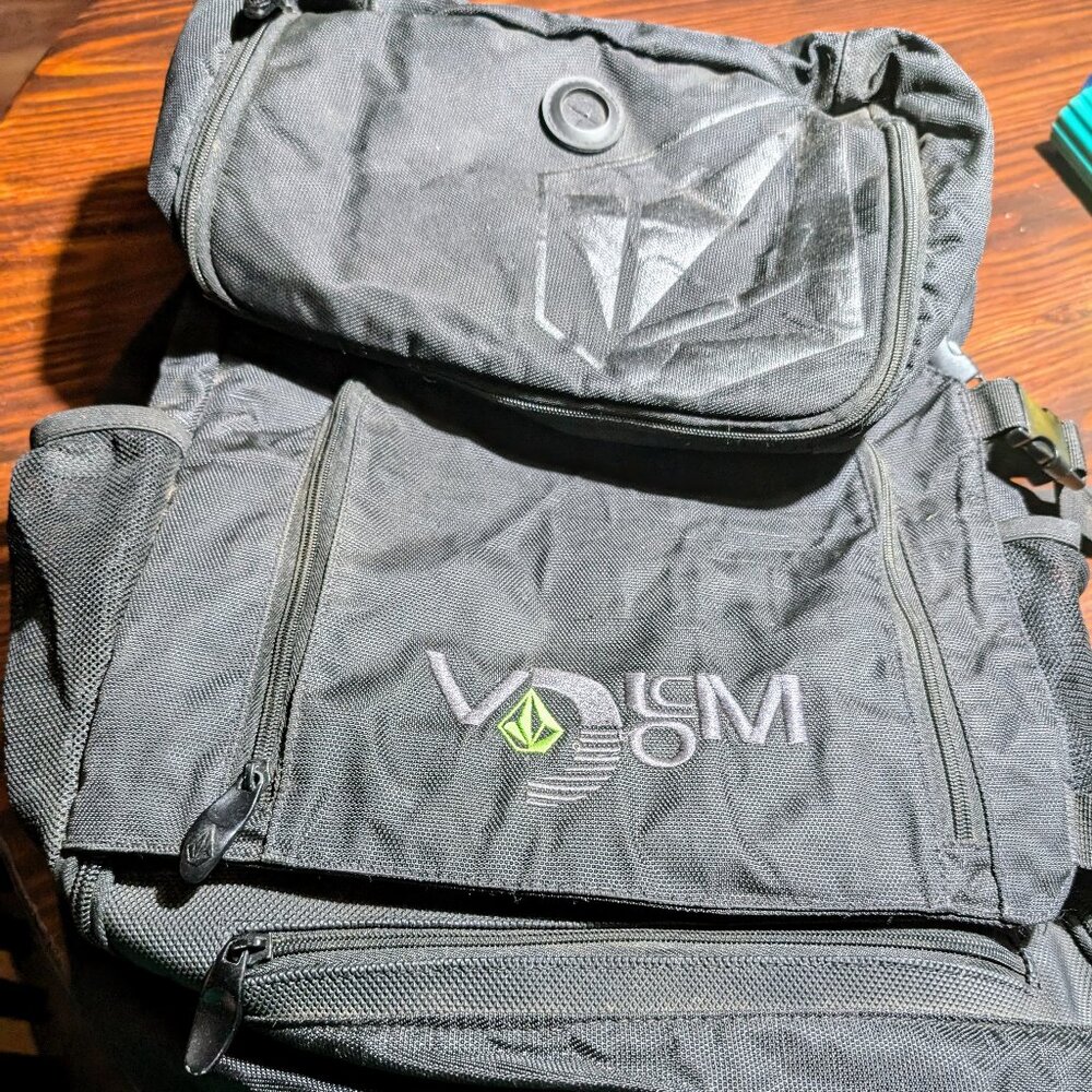 Volcom skateboard backpack